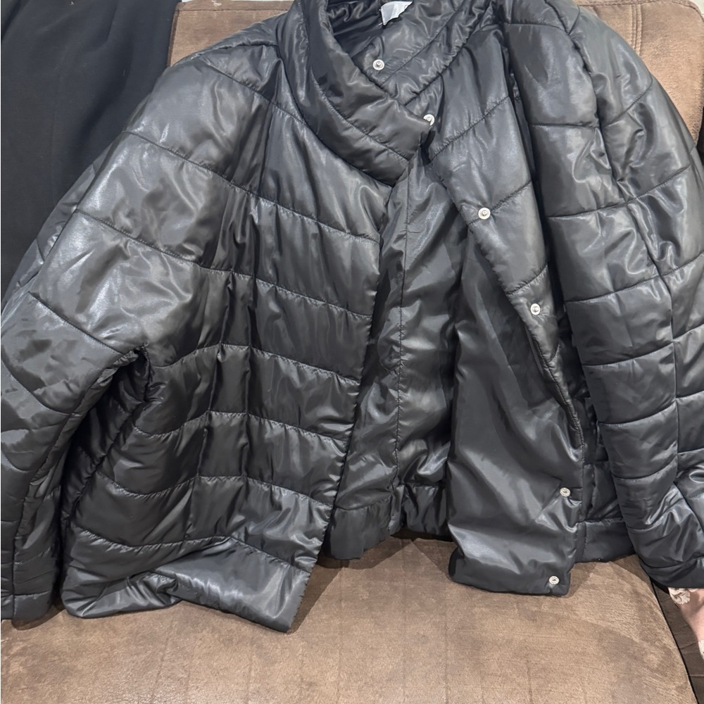 Women's Black Dual Layer Jacket - puffer with cape on top